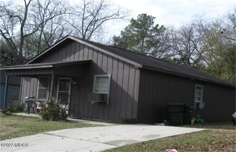 Simson · 3634 Dawn Street, Macon, GA 31204