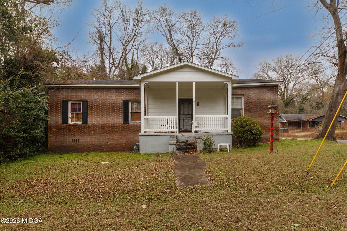Elmo Clay Hays · 1174 Davis Street E, Macon, GA 31211