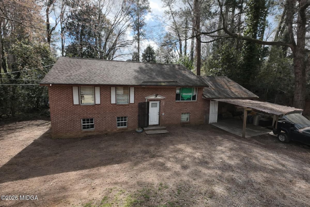 Forest Lake · 843 Green Oak Terrace, Macon, GA 31210