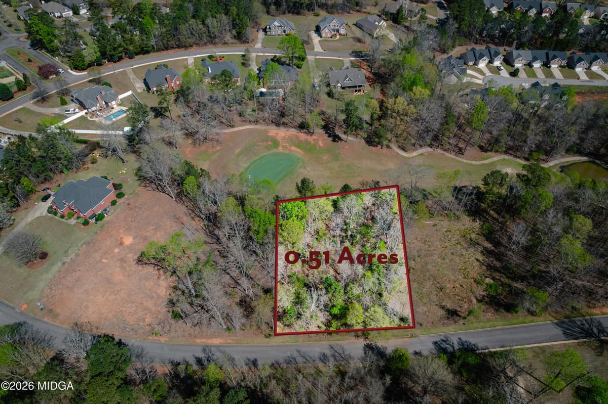 Barrington Hall · 122 Greenview Terrace, Macon, GA 31220
