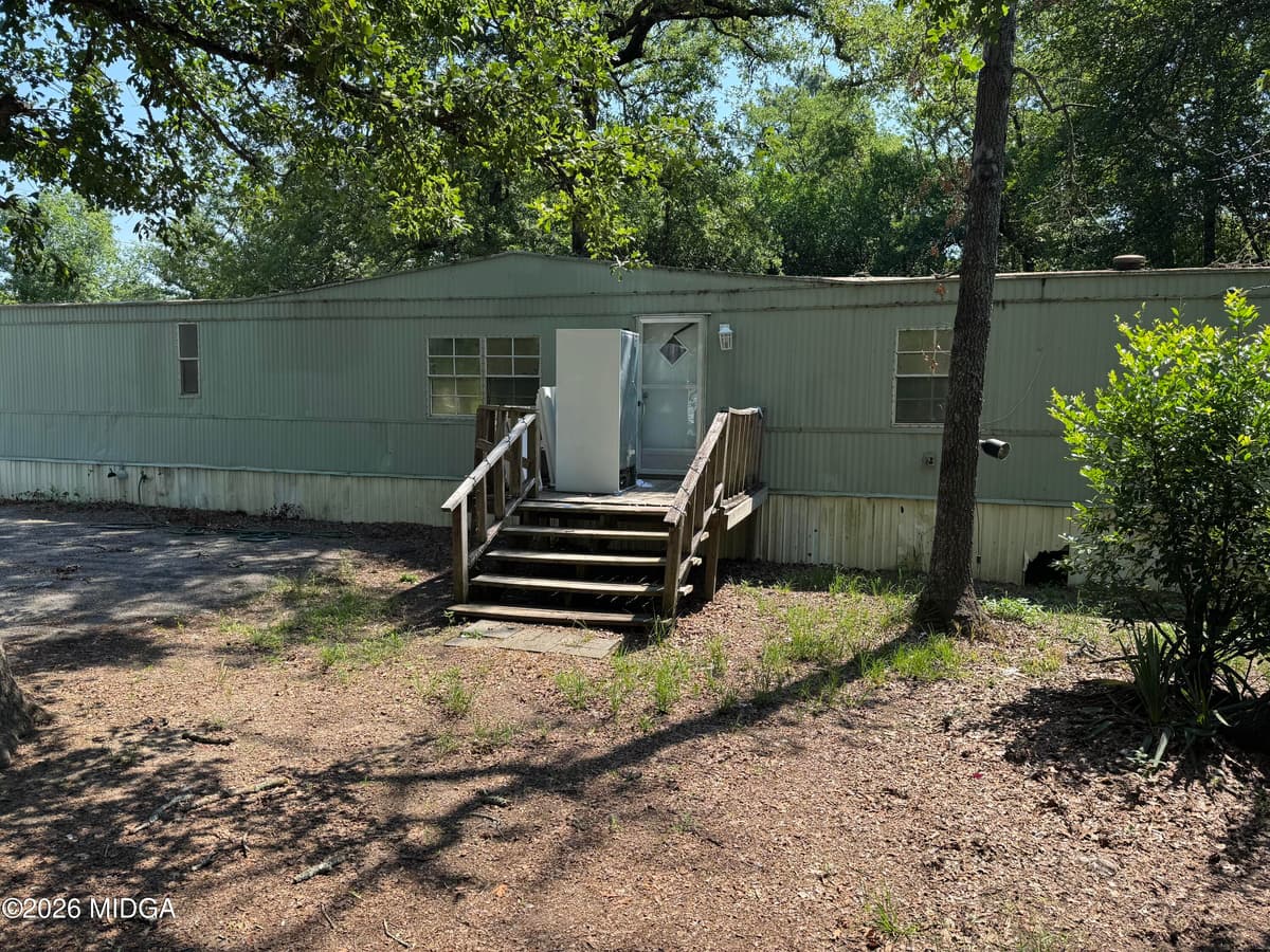 Unknown · 211 Largo Drive, Macon, GA 31217
