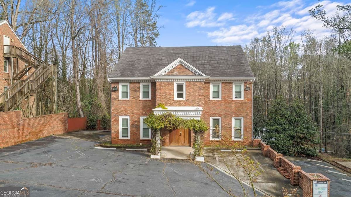 4953 Presidents Way, Tucker GA 30084