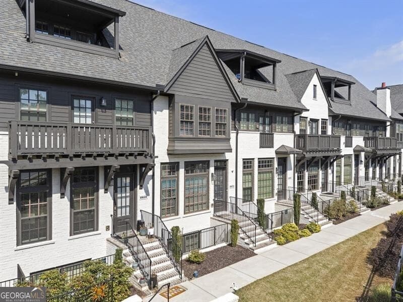 Aria · 6654 Sterling Drive, Atlanta GA 30328
