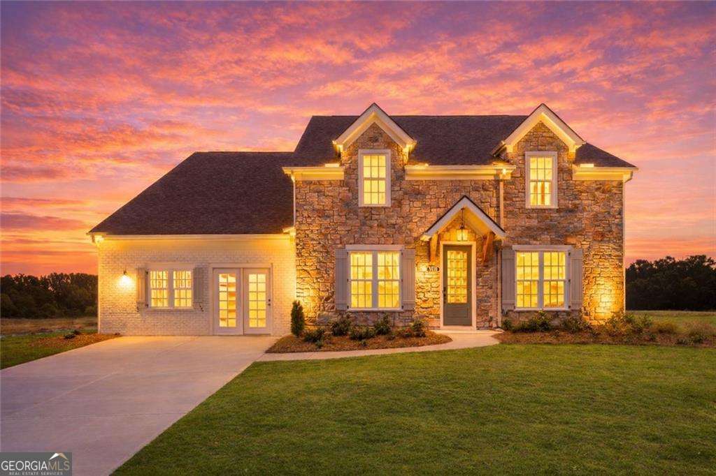 Heirloom · 5350 NE Keepsake Court, Cumming GA 30040