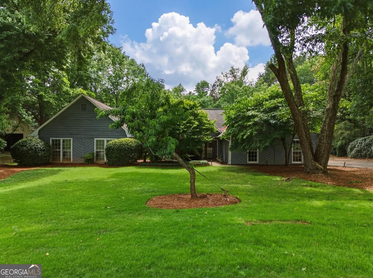 Saddle Creek · 555 Saddle Creek Circle, Roswell GA 30076