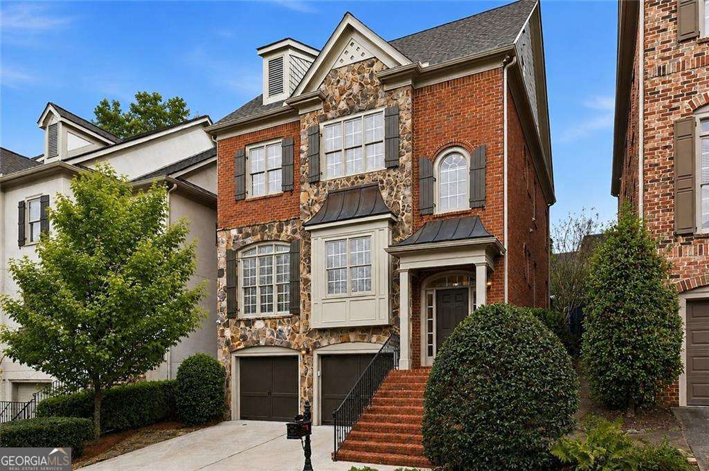 Valley Overlook · 1112 Valley Overlook Drive NE, Atlanta GA 30324