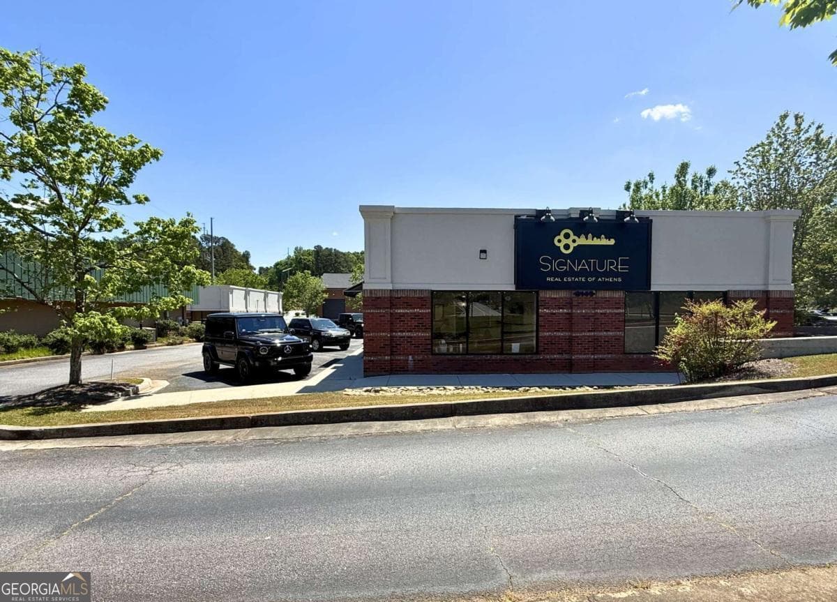 3149 Atlanta Highway # B, Athens GA 30606