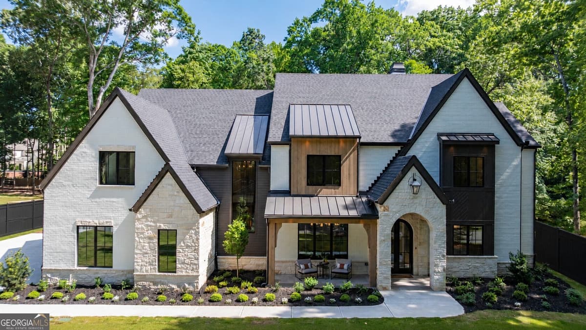 Garden District · 170 Andover Drive, Alpharetta GA 30009