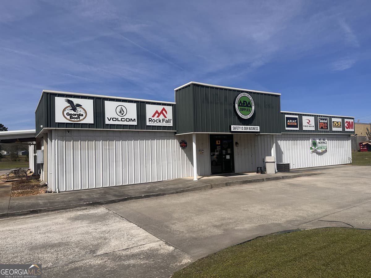 205 Old Perry Road, Bonaire GA 31005