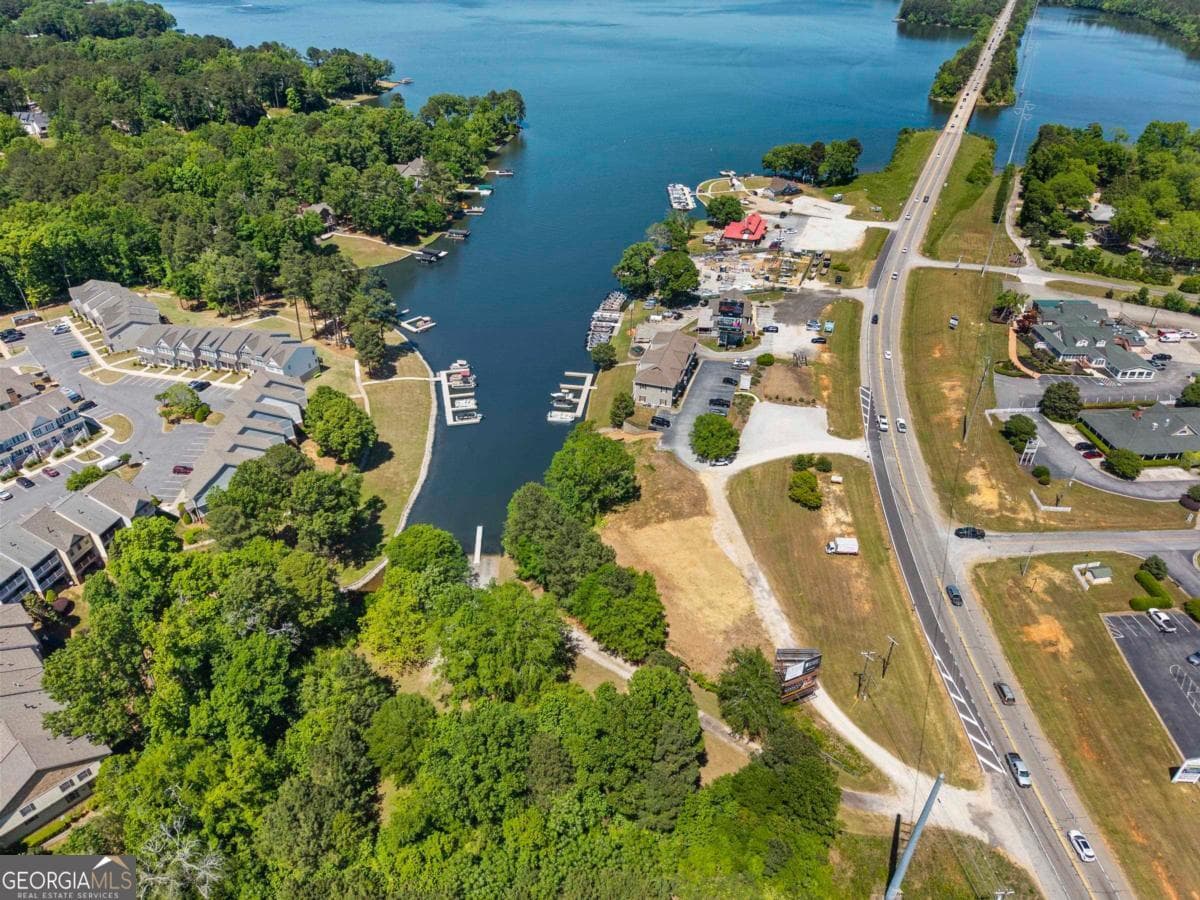 1127 Lake Oconee Parkway, Eatonton GA 31024
