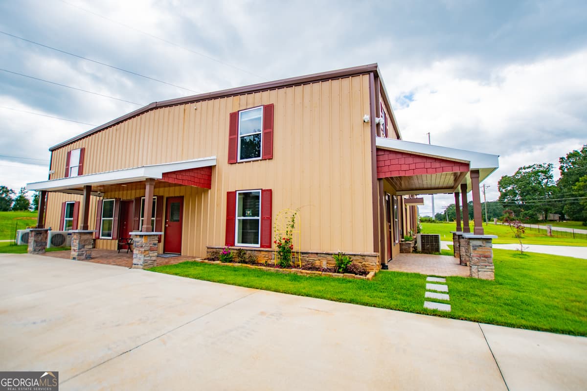 2070 Lovvorn Road, Carrollton GA 30117