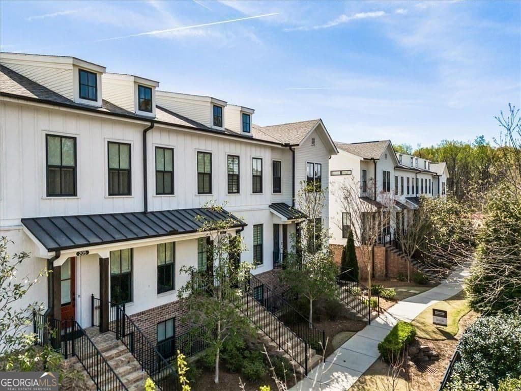 CHELSEA WALK · 205 Phillips Lane, Alpharetta GA 30009