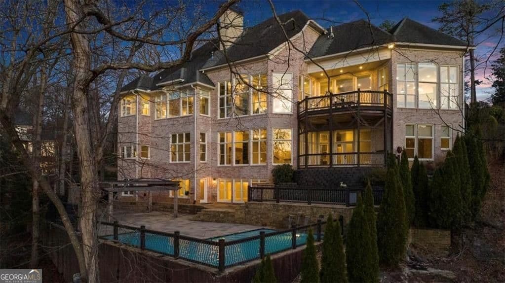 POINTE WEST · 5610 Point West Drive, Oakwood GA 30566