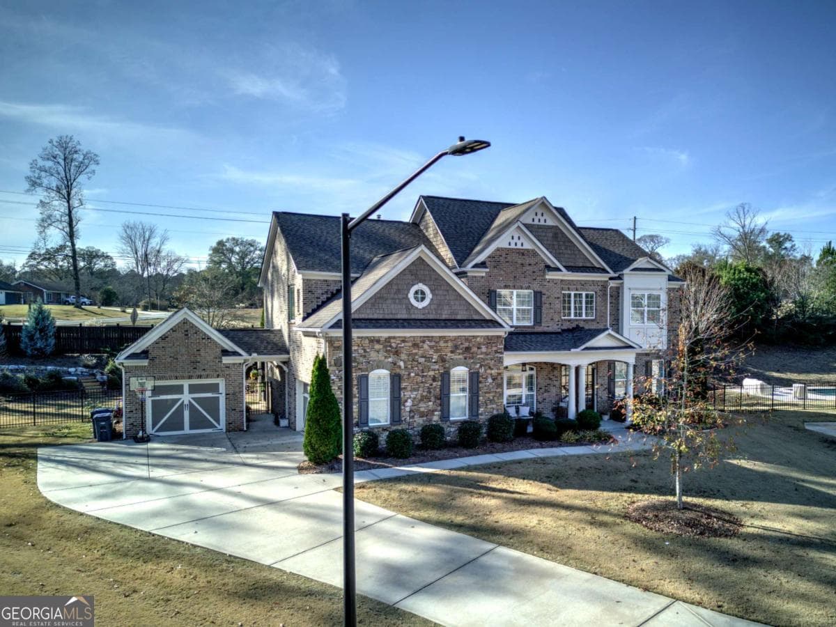 McClure Farms · 4162 Speyside Place, Acworth GA 30101