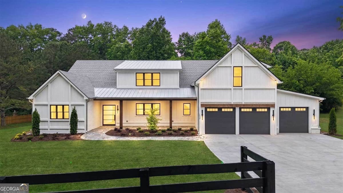 3-Home Enclave · 1452 Rucker Circle, Woodstock GA 30188