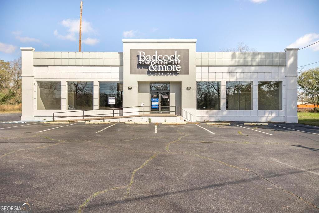 410 S Camellia Boulevard, Fort Valley GA 31030