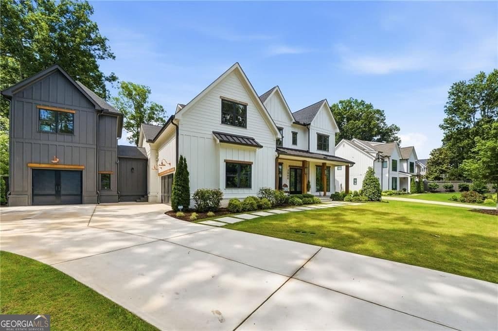 2800 Post Oak Tritt Road, Marietta GA 30062