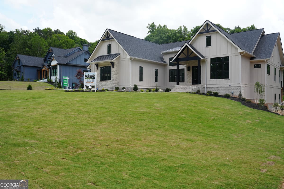 HAMPTON ESTATES · 2468 NE Rockbridge Road NW, Conyers GA 30012