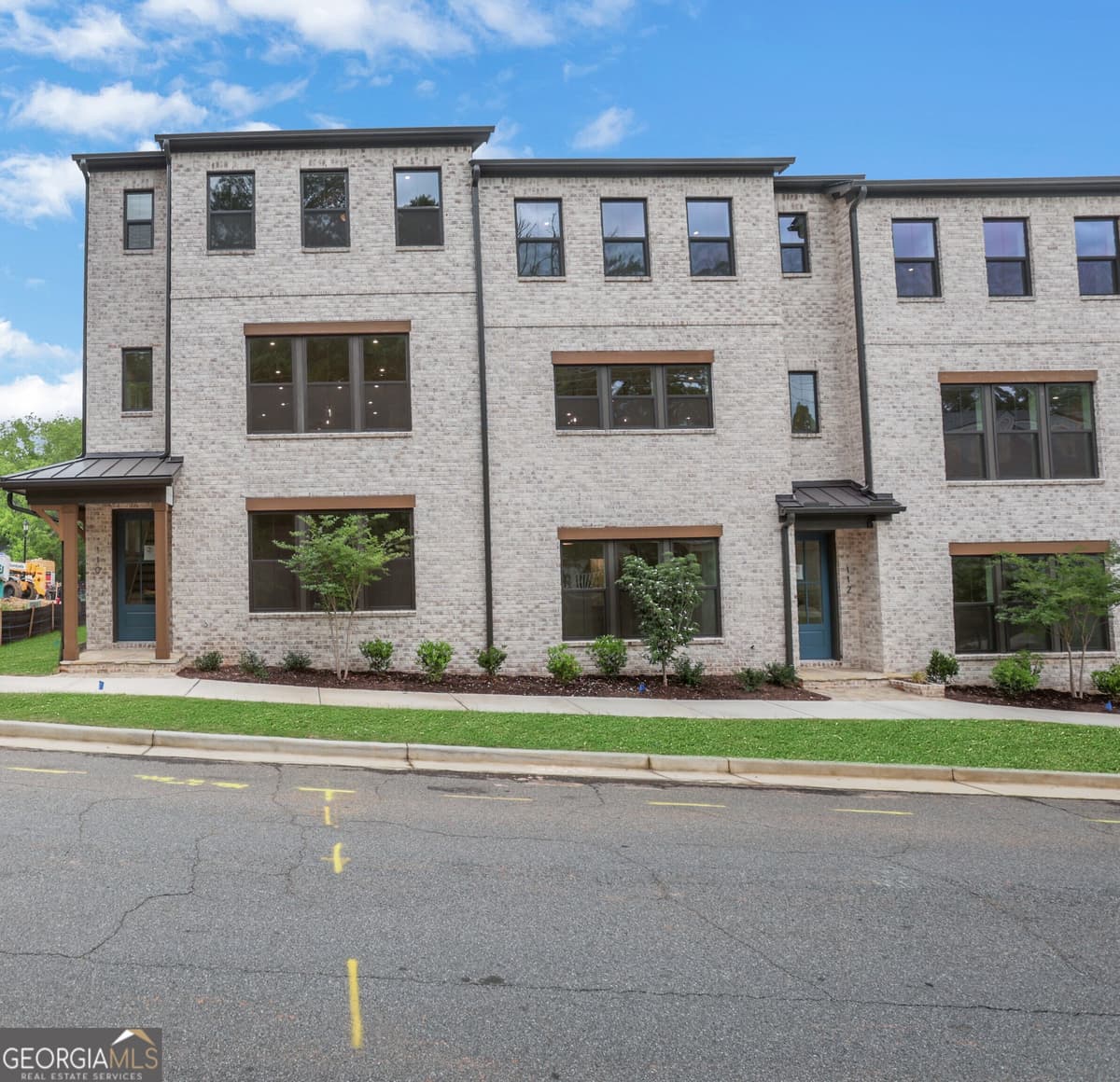 Groves at Myrtle · 110 Bridgecrest Road, Roswell GA 30075