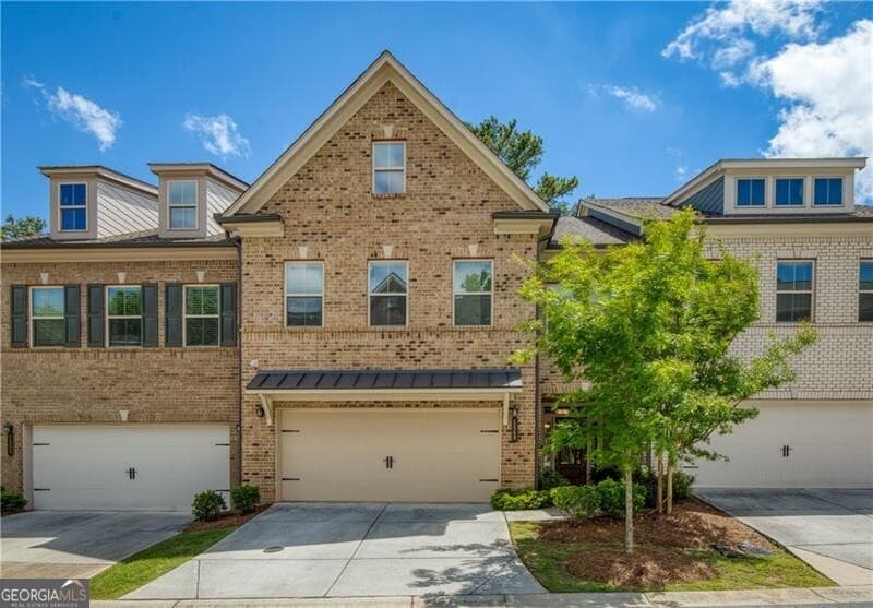 Dunwoody Village Townhomes · 1549 Prestwick Lane, Atlanta GA 30338