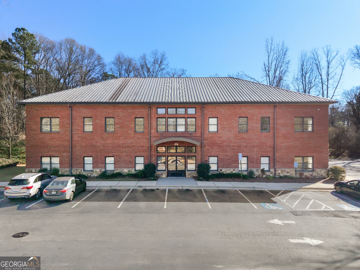574 Conyers Road, Loganville GA 30052