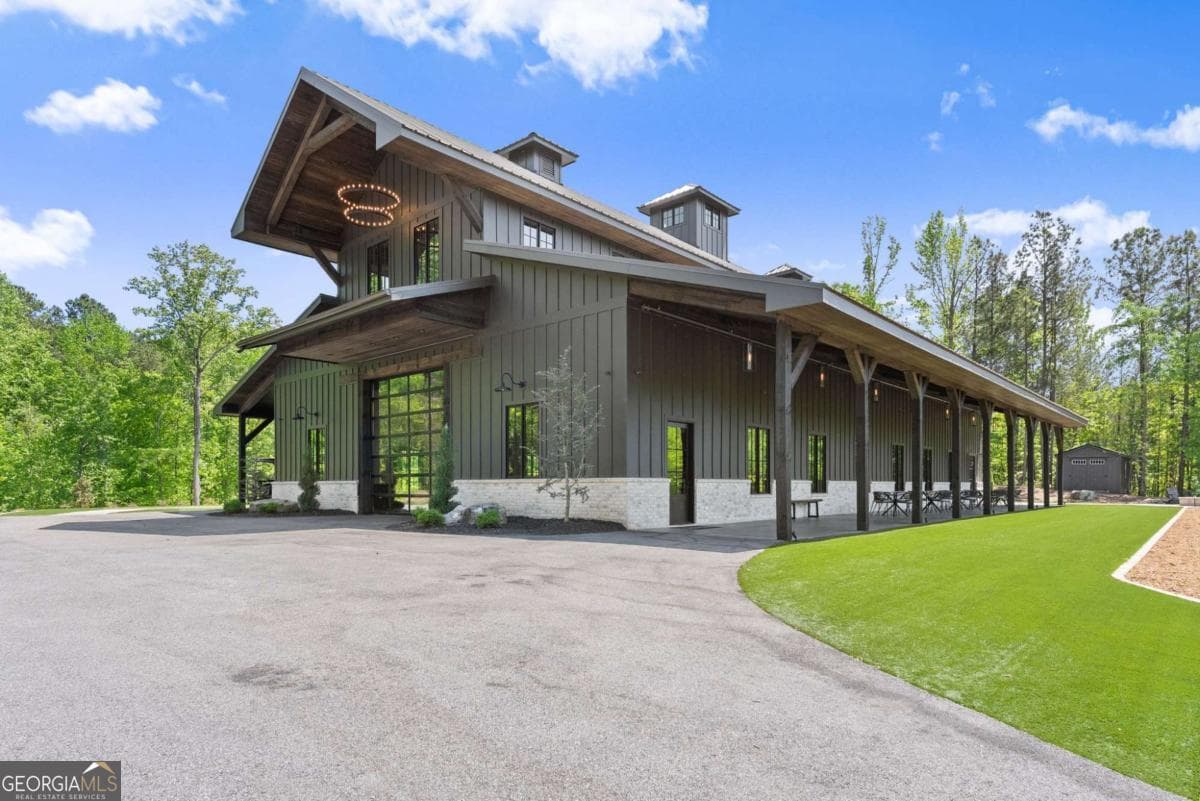 3263 Tanners Mill Road, Gainesville GA 30507