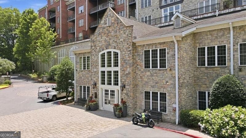 Greystone at Vinings · 3280 Stillhouse Lane SE # 401, Atlanta GA 30339