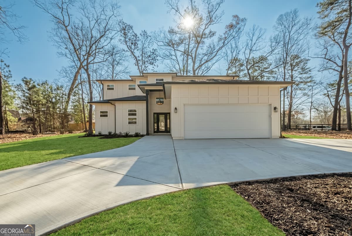 5249 Moon Road, Powder Springs GA 30127