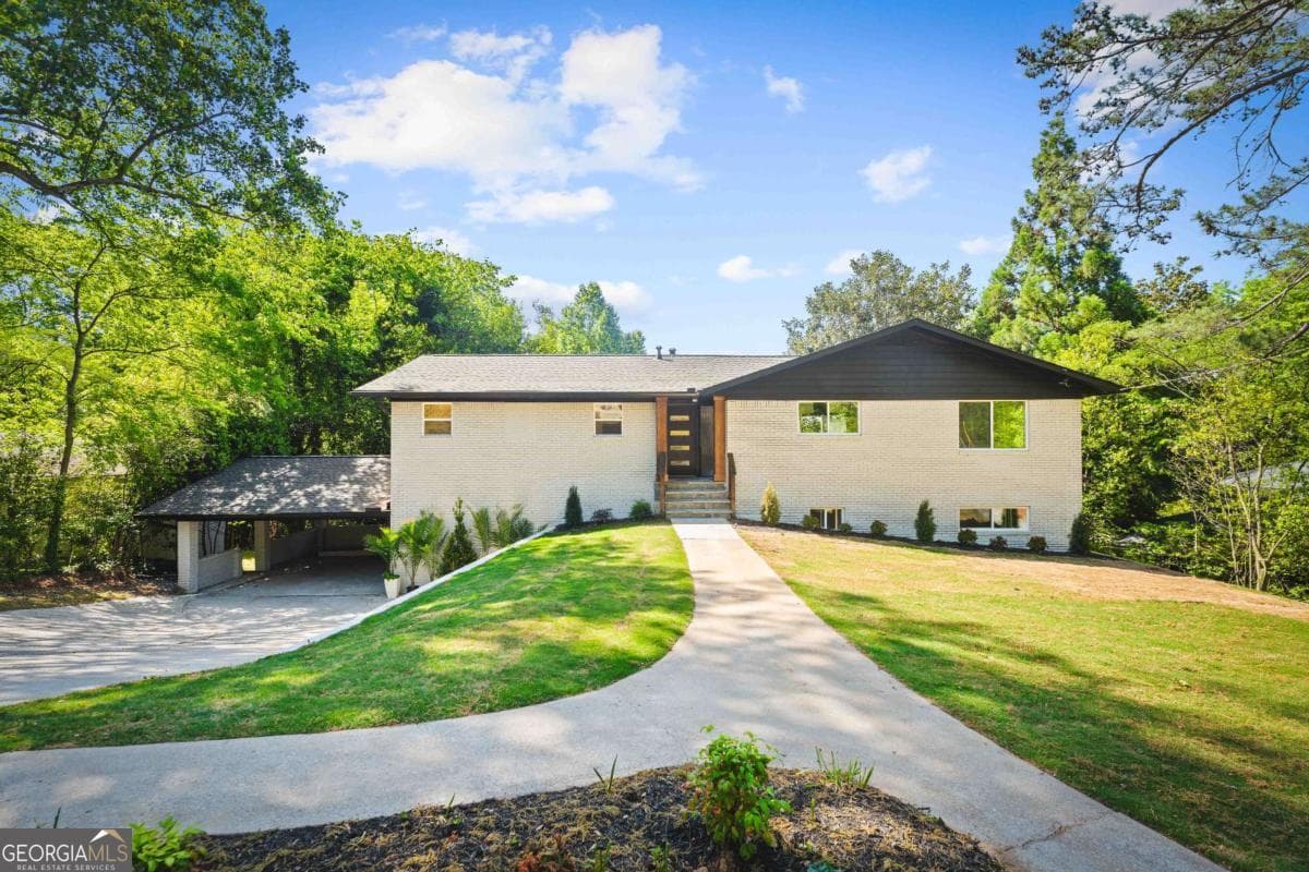 Sagamore Hills · 1679 Oak Lane NE, Atlanta GA 30329