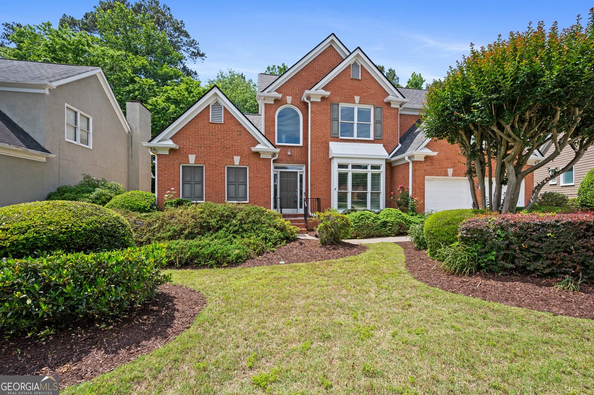 Dunwoody Close · 2381 Briarleigh Way, Atlanta GA 30338