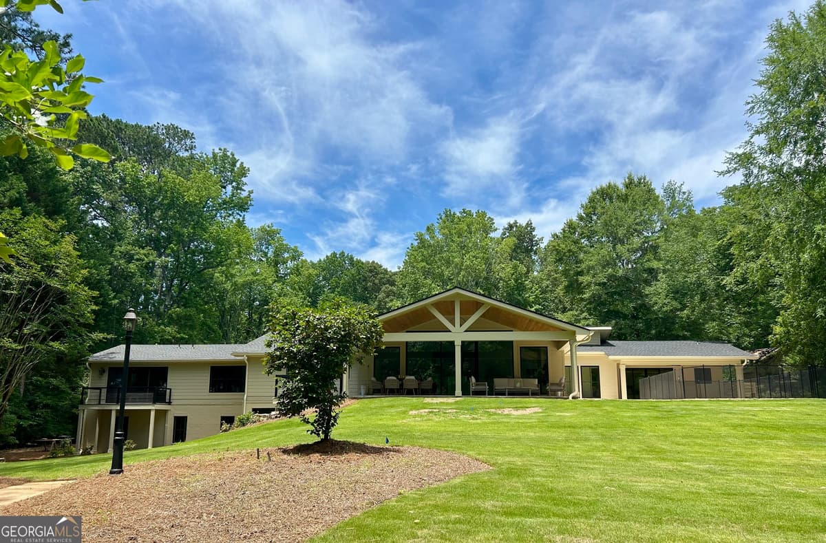 Parks Mill Lndg · 114 Parks Mill Court, Buckhead GA 30625