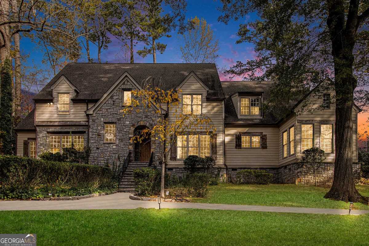 960 Landmark Drive, Atlanta GA 30342