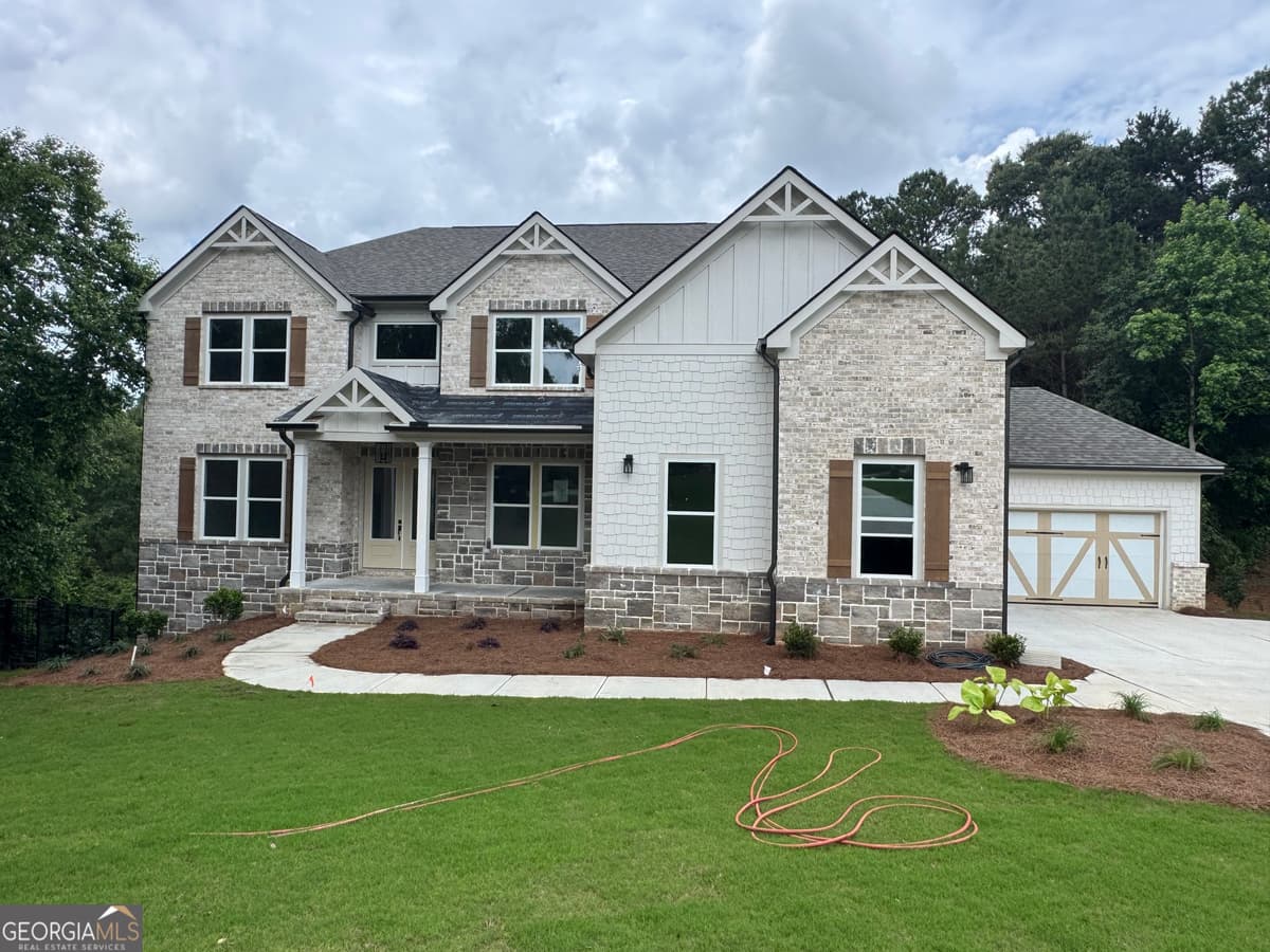GRANDVIEW ESTATES · 4538 Meadowland Way, Flowery Branch GA 30542
