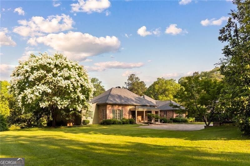 10180 Capps Ferry Road, Chattahoochee Hills GA 30268