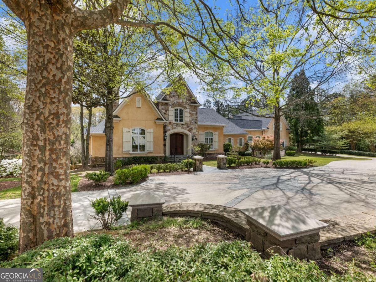 Chateau Elan · 1871 Sam Snead Drive, Braselton GA 30517