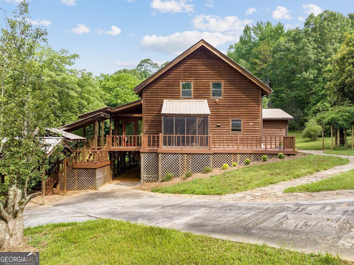 966 Wahoo Creek Road, Murrayville GA 30564