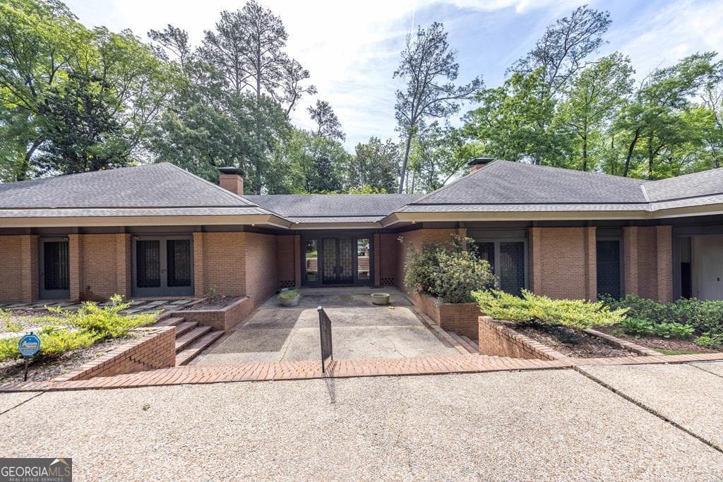 Averett Woods · 2718 Averett Drive, Columbus GA 31906