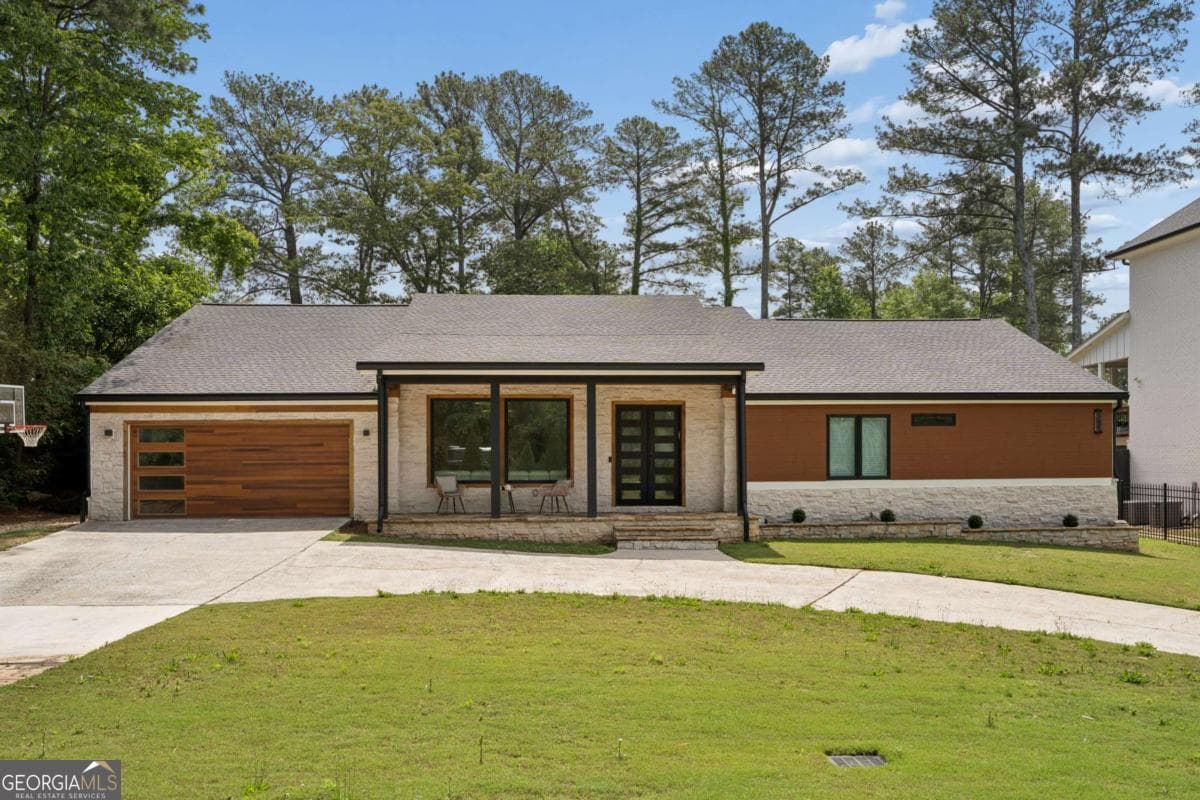 King's Cove · 4130 Lower Roswell Road, Marietta GA 30068