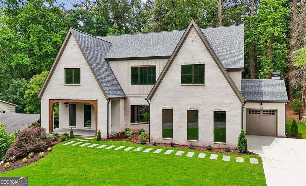 Riverside/Amberidge · 680 Edgewater Trail, Atlanta GA 30328
