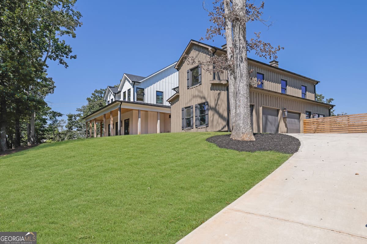 Kenneth Wallace · 5525 Hubbard Town Road, Cumming GA 30028