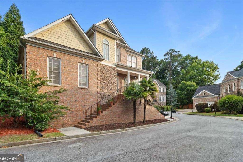 Summit Glen · 1711 Summit Glen Lane NE, Atlanta GA 30329