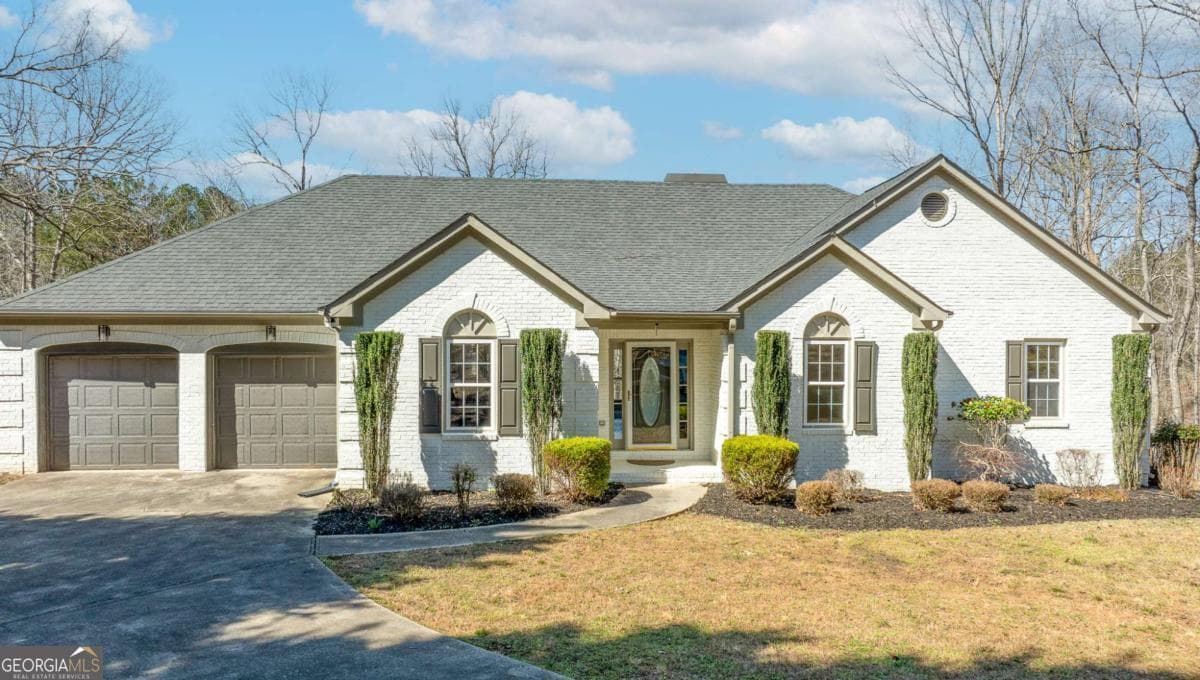 8160 Stone Hill Road, Cumming GA 30028