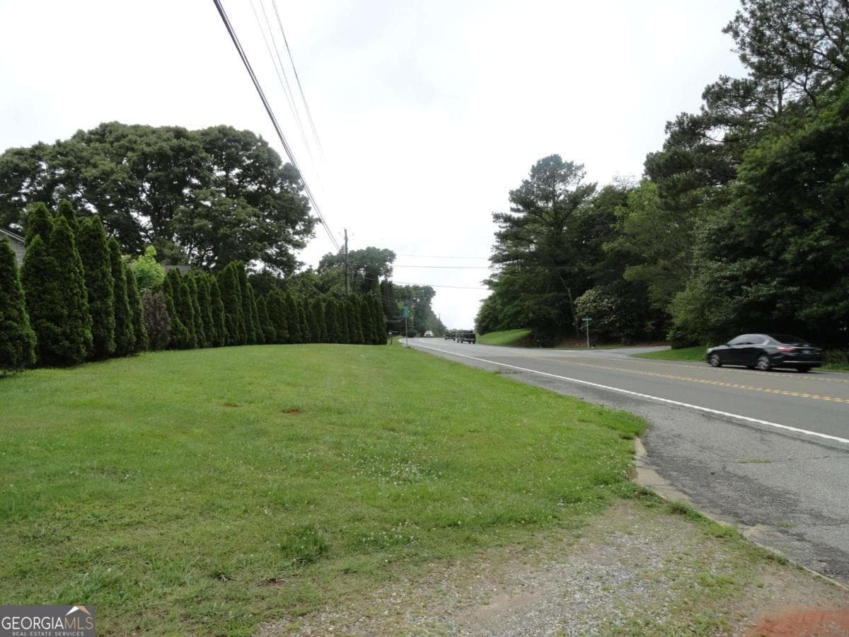 8664 Cumming Highway, Canton GA 30115