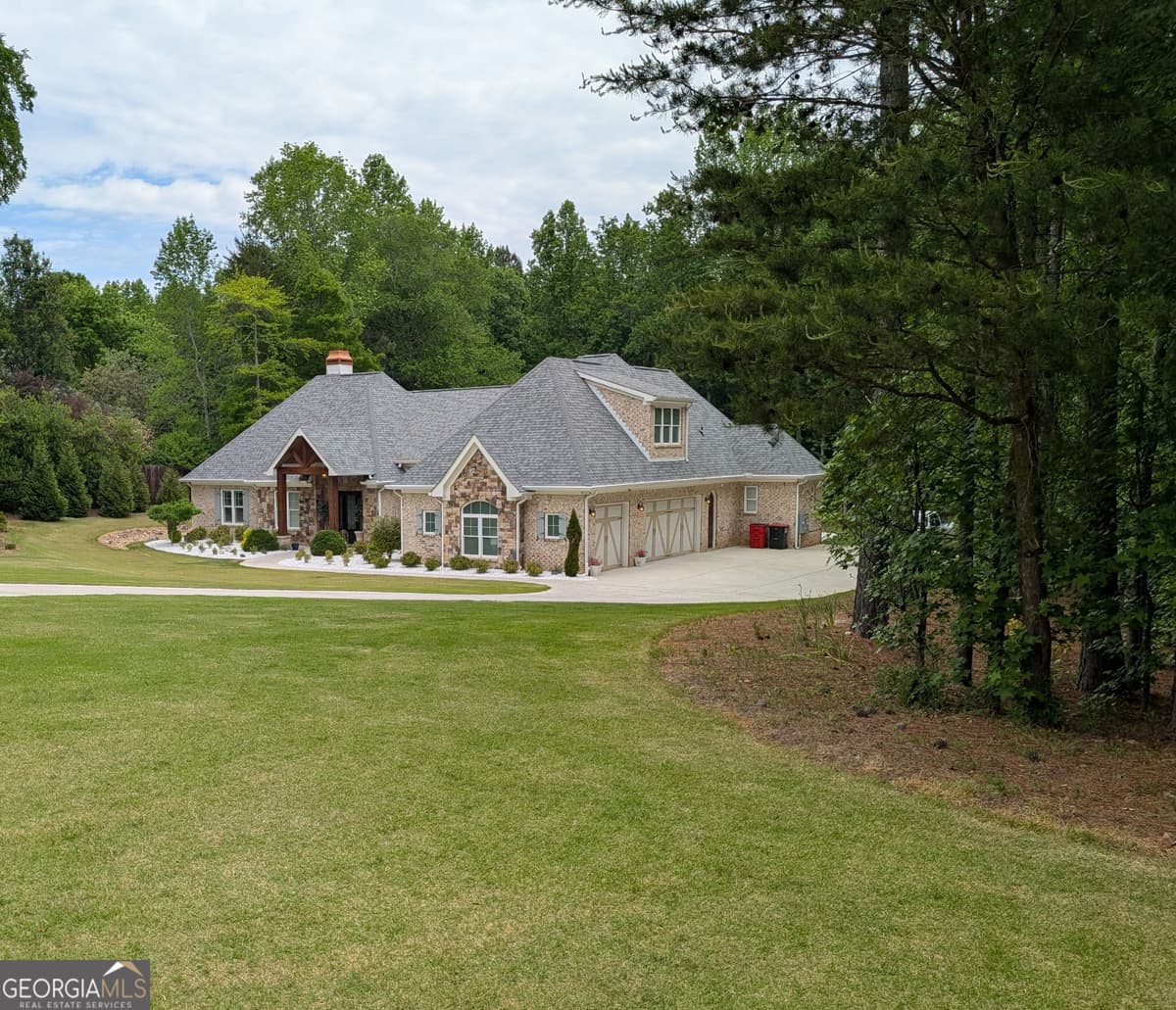 105 137 · 931 Antrim Glen Drive, Hoschton GA 30548