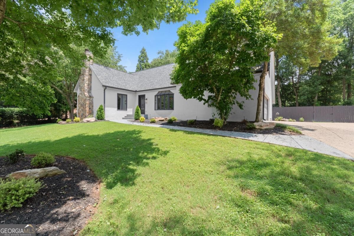 Atlanta Country Club · 4562 Columns Drive, Marietta GA 30067