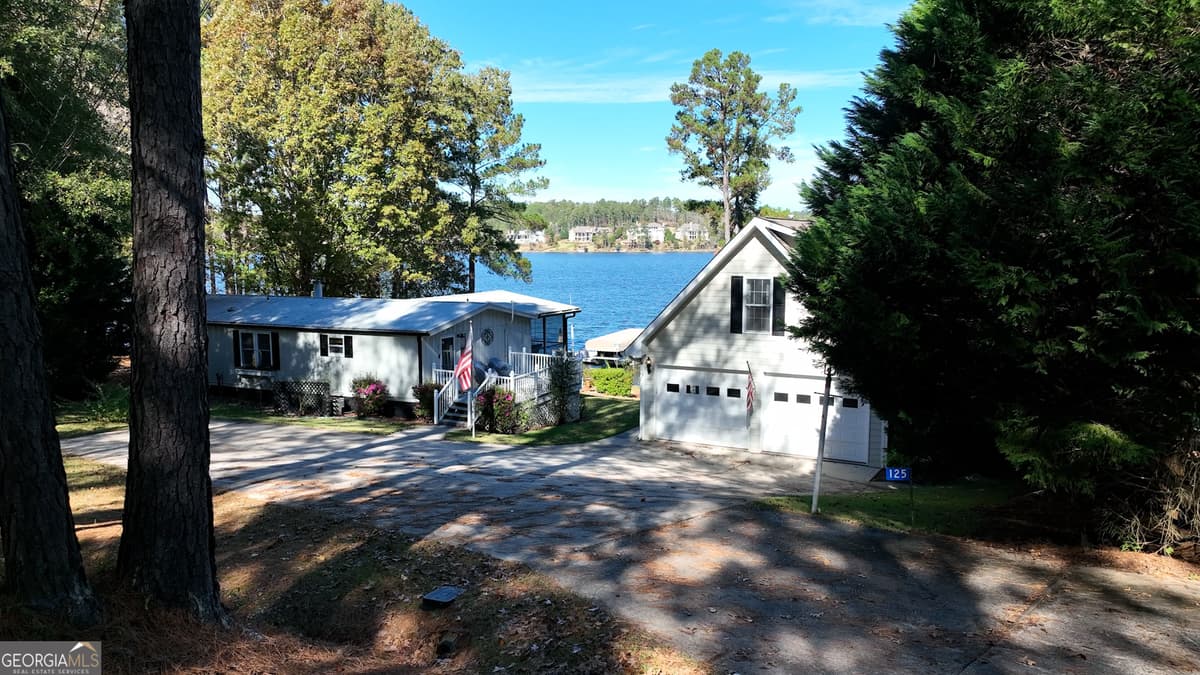 River Lake Lndg · 125 River Lake Court, Eatonton GA 31024