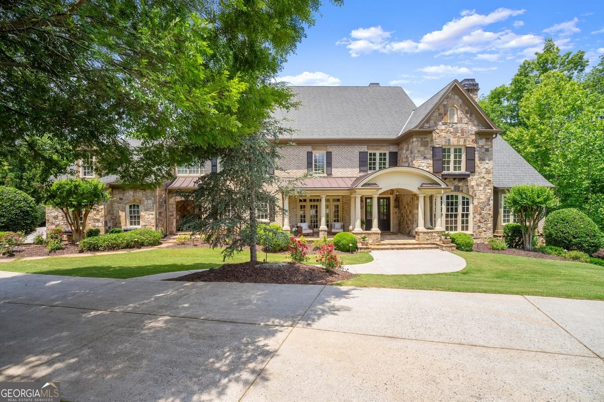 Blue Valley Liberty Grove · 117 Liberty Grove Pass, Alpharetta GA 30004
