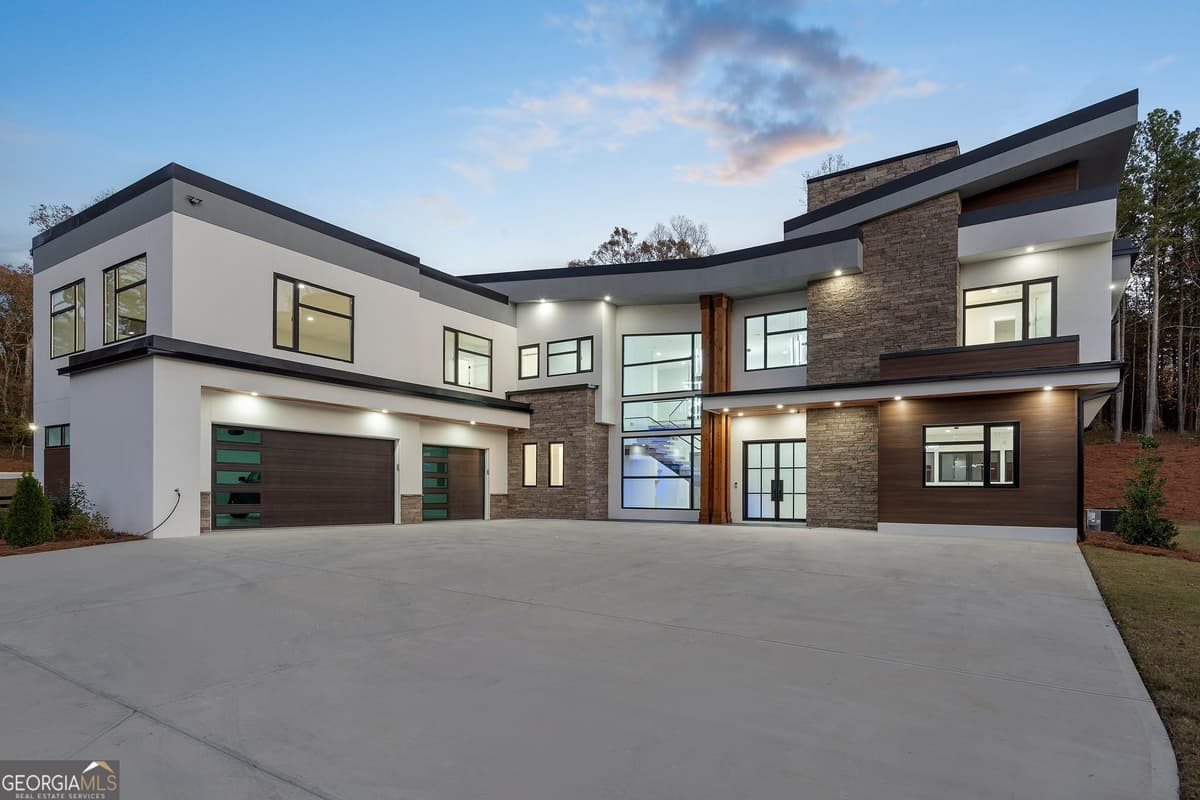 1678 Thomas Drive, Hoschton GA 30548