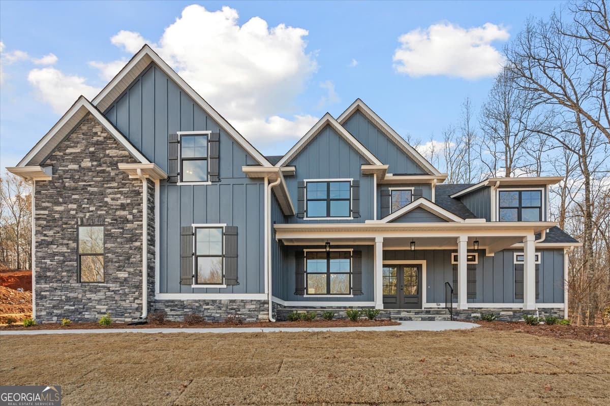 Lyons Landing · 157 West Lake Boulevard, Carrollton GA 30116