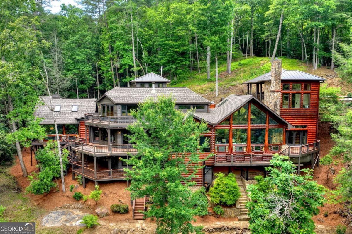 192 Delphi Hills Lane, Mccaysville GA 30555